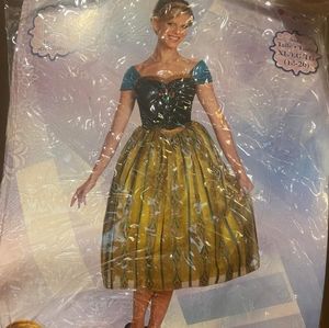 Woman's Frozen Size 18/20 Costume
